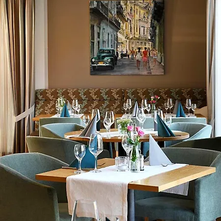 Hotel Am Markt 3*
